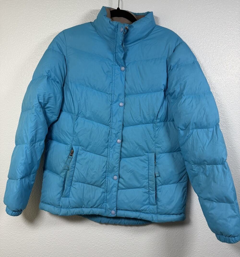 L.L.Bean Women’s Medium Blue Down Puffer Jacket Full Zip Snap Winter Coat